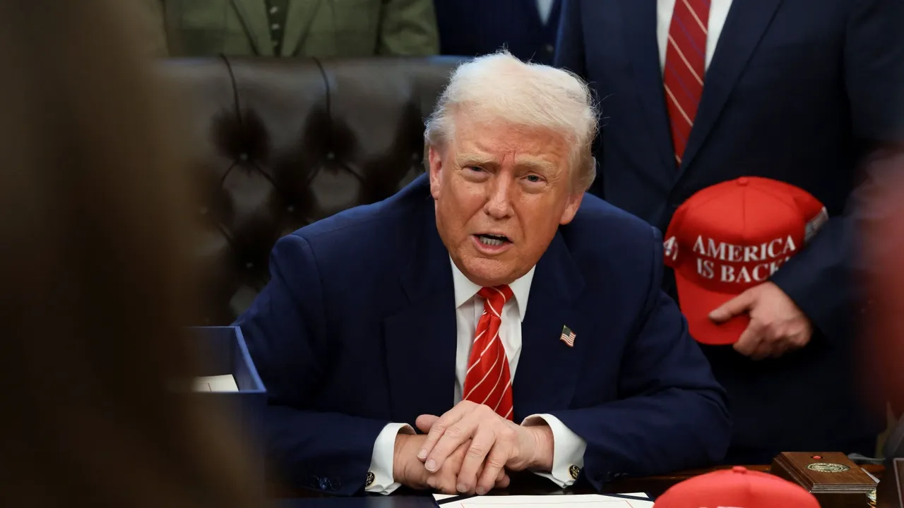 ترامپ: آمریکا هم‌اکنون با ایران در حال مذاکره است