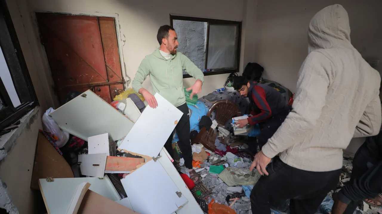 Ber ofitser yaralandı digän bulıp 9 fälästinlene üterdelär