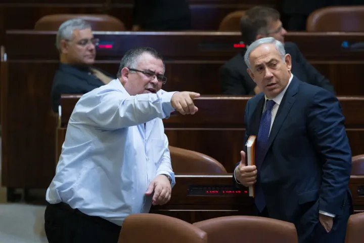 מאבקים פנימיים בליכוד סביב רפורמת החלב: צעקות, מילים קשות ומהלך ל"החלפת הוועדה"