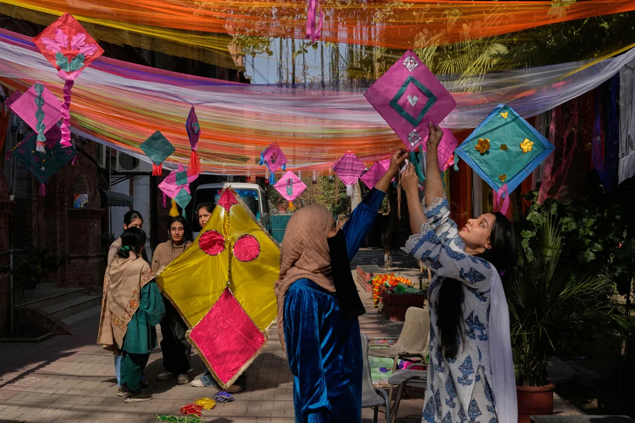 Excitement sweeps Pakistani city of Lahore as Basant festival returns after two decades