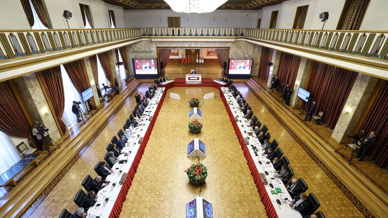 无恐怖主义的土耳其及地区过渡进程中的库尔德人未来（1）