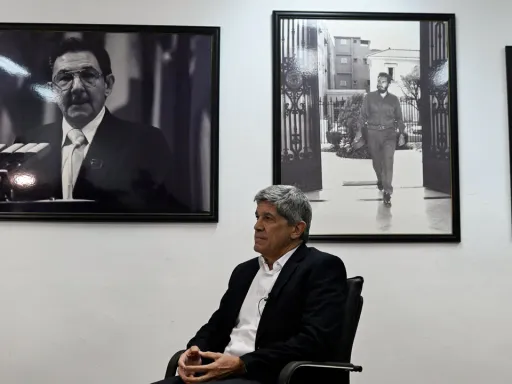 Kuba AQŞqa:  bez söyläşülärgä açıq, läkin konstitutsiyä üzgäreşenä tügel