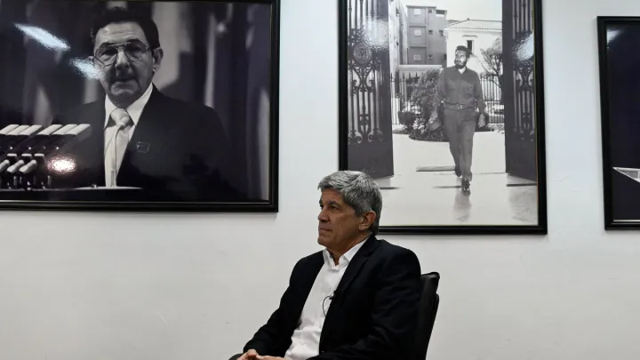 Kuba AQŞqa:  bez söyläşülärgä açıq, läkin konstitutsiyä üzgäreşenä tügel