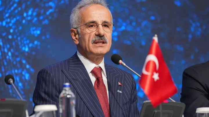 اورال‌اوغلو: تاکنون ۷۹٫۴ میلیارد لیر برای بازسازی مناطق آسیب‌دیده از زلزله‌های ۶ فوریه هزینه شده است