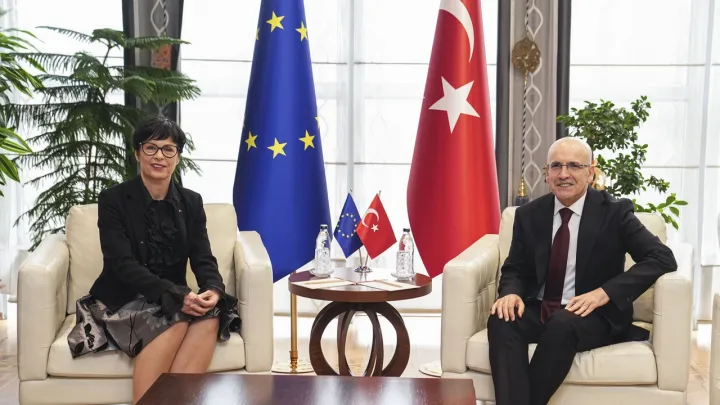 وزير المالية التركي: العضوية الكاملة في الاتحاد الأوروبي تظل هدف أنقرة الاستراتيجي