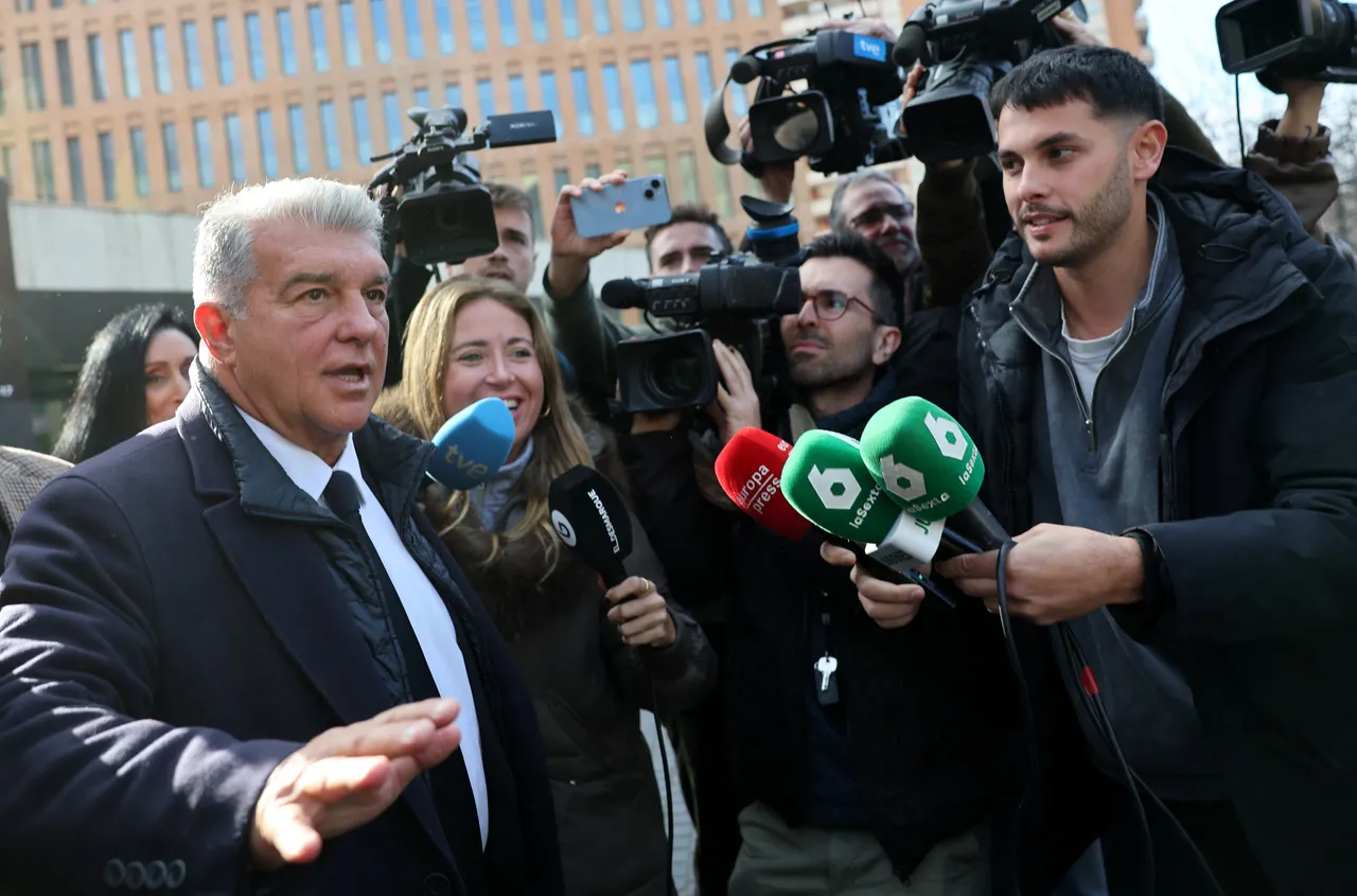 Football: le FC Barcelone annonce se retirer du projet de Superligue européenne