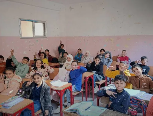 "التربية والتعليم السورية": عودة الدراسة في 760 مدرسة بدير الزور ضمن جهود تطبيع الأوضاع