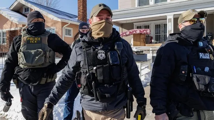 Desetogodišnja djevojčica odvedena s puta do škole, pritvorena 1.900 kilometara daleko u ICE centru