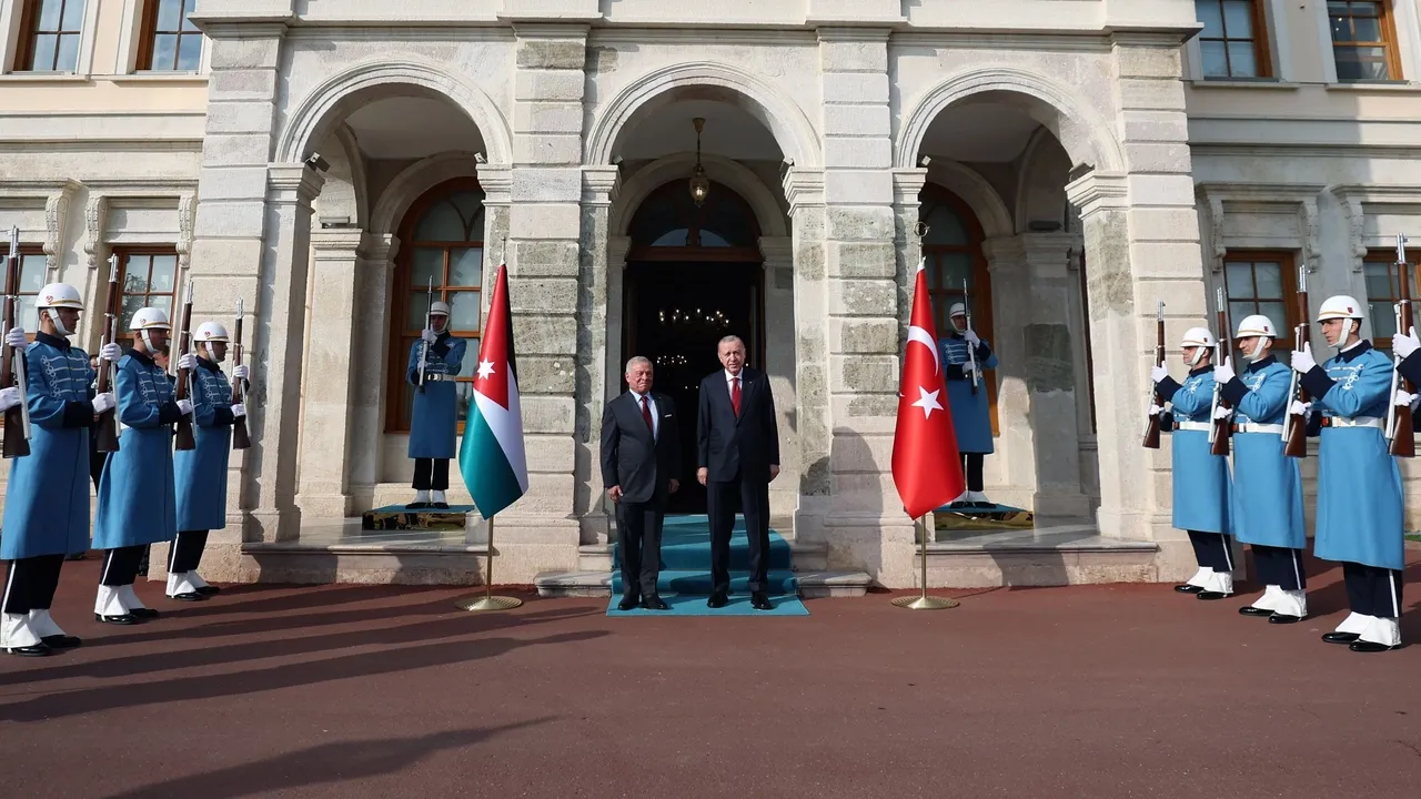 ترکیه و اردن روابط دوجانبه و همکاری‌های منطقه‌ای را بررسی کردند