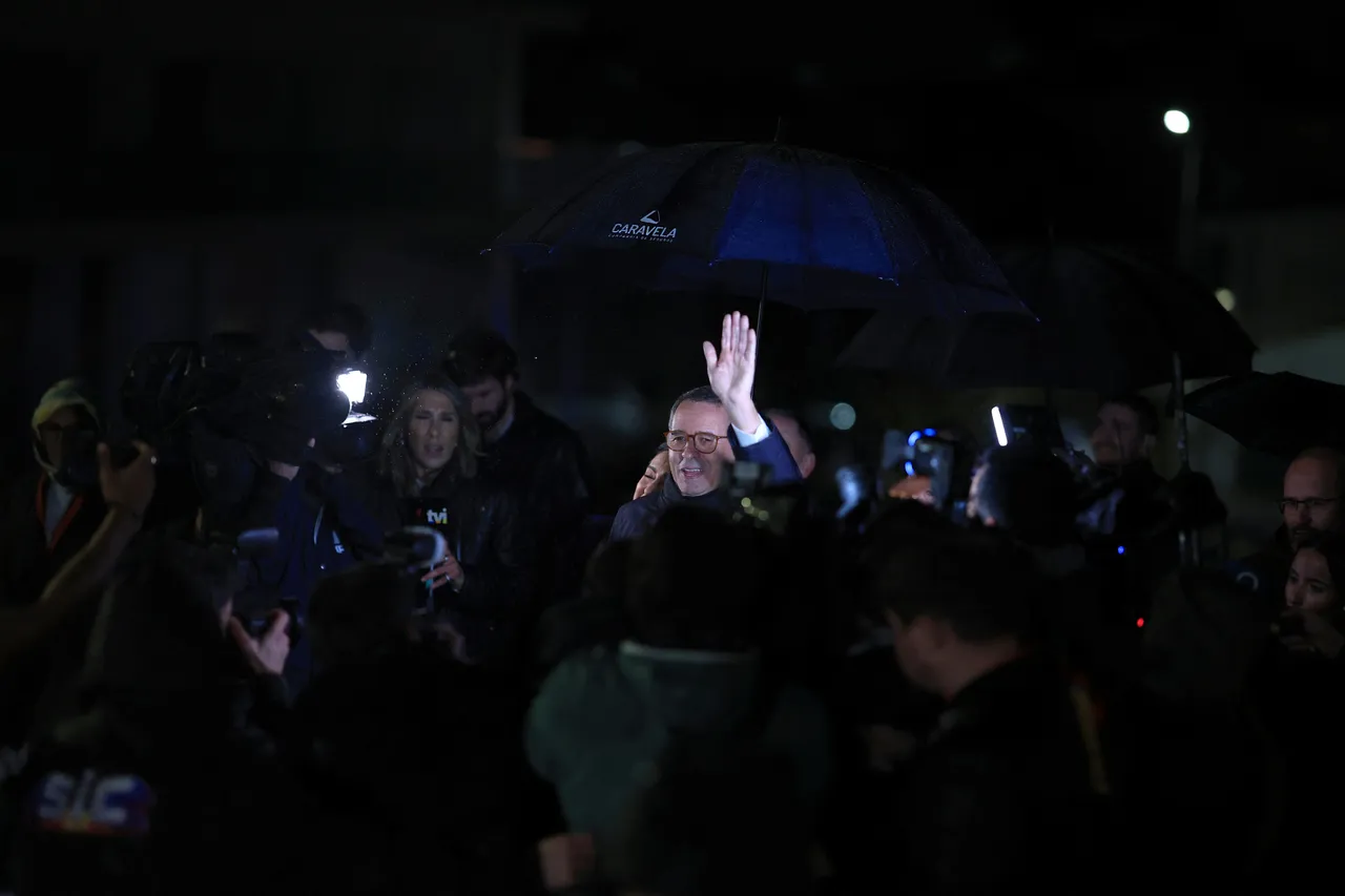 Left-wing candidate projected to win landslide victory in Portugal’s presidential elections