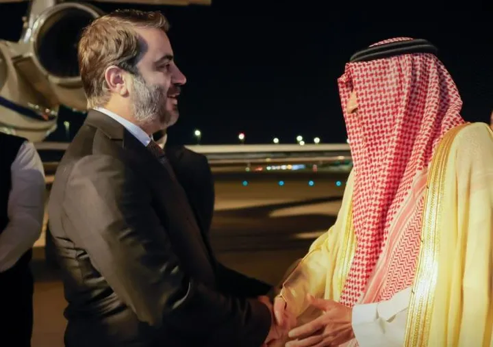وزير خارجية سوريا يصل إلى الرياض للمشاركة في اجتماع التحالف الدولي ضد "داعش" الإرهابي