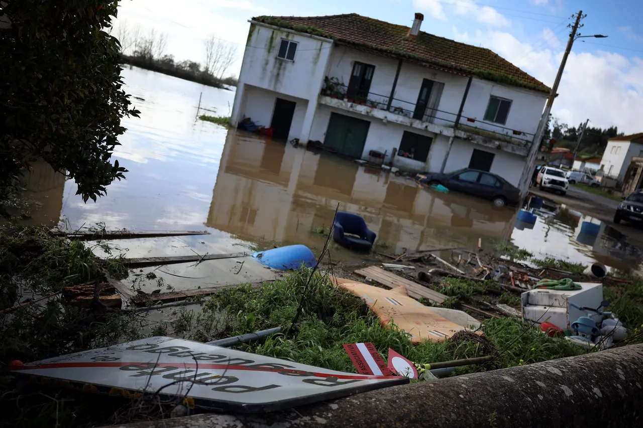 عواصف عاتية تضرب إسبانيا والبرتغال وتمتد إلى فرنسا.. إنذارات حمراء وانقطاع واسع للكهرباء