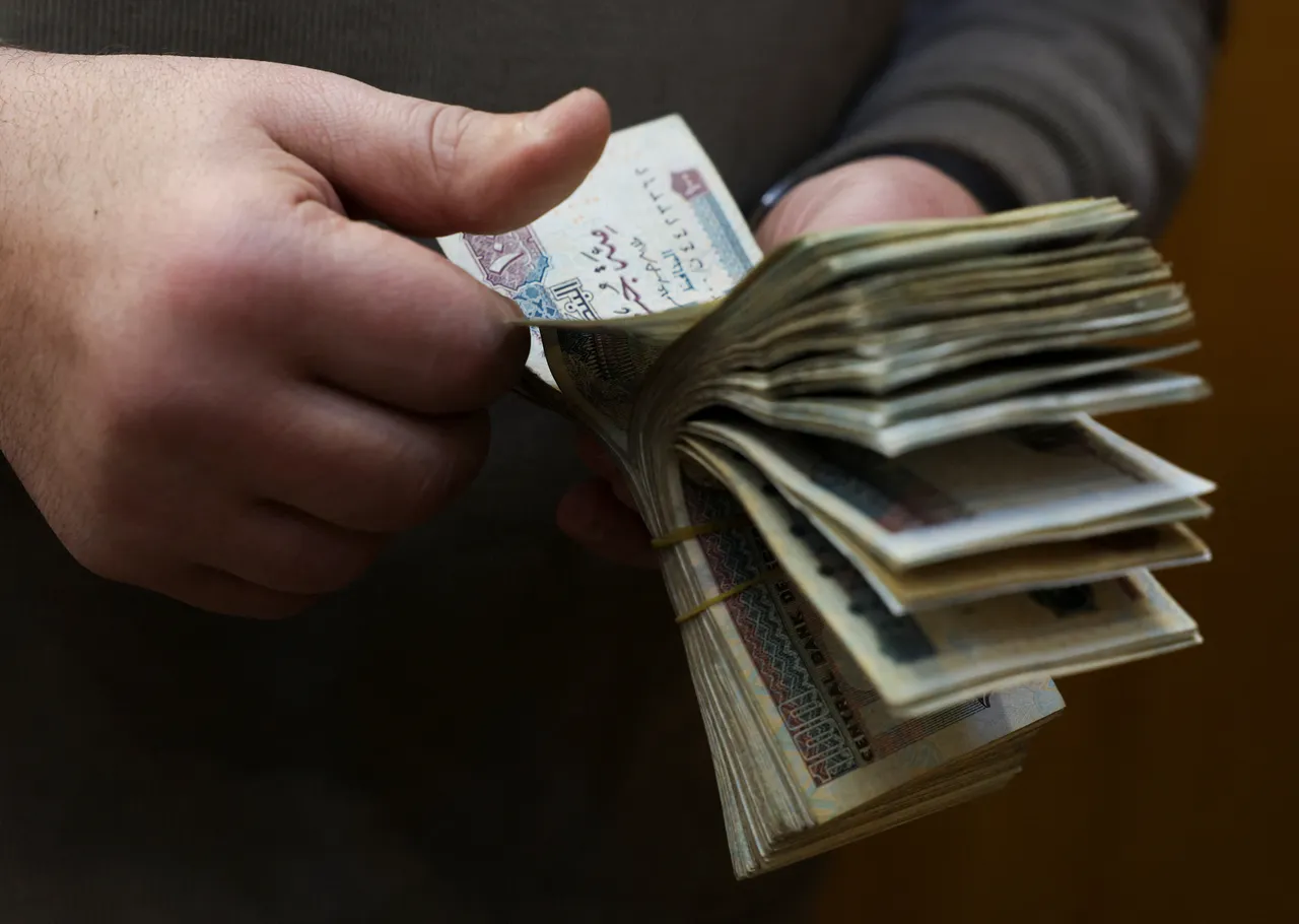 Egypt borrows $2.3 billion from IMF in economic reform push