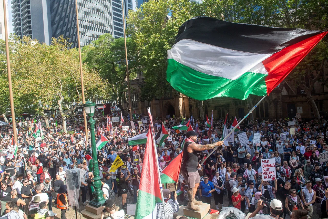 Proteste filopalestinesi durante la visita in Australia del presidente israeliano