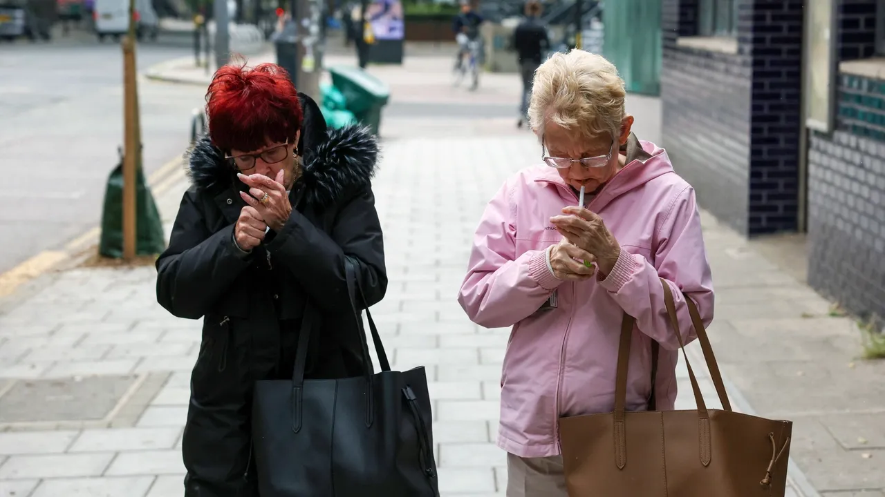 پیشتازی جهانی زنان در ترک دخانیات؛ کاهش مصرف‌کنندگان به ۱.۲ میلیارد نفر