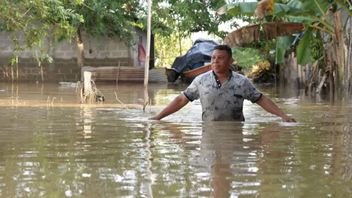 كولومبيا.. أمطار غير مسبوقة تودي بحياة 13 شخصاً