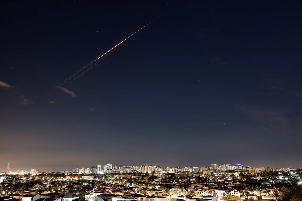 Iran ta yi ruwan makamai masu linzami a cikin Isra'ila