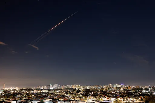 Iran ta yi ruwan makamai masu linzami a cikin Isra'ila