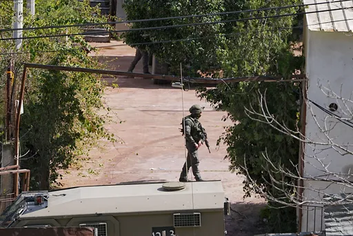 استشهاد فلسطيني برصاص الاحتلال.. واعتقال 24 آخرين خلال اقتحامات بالضفة الغربية