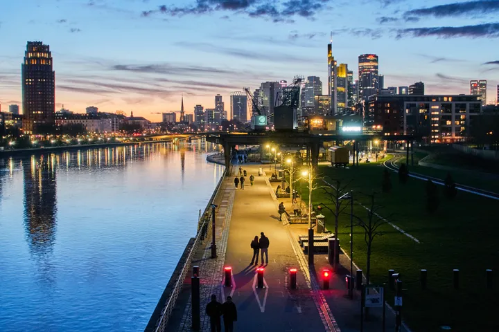 Studie: Rund ein Drittel der EU-Bürger in Deutschland denkt an Abwanderung