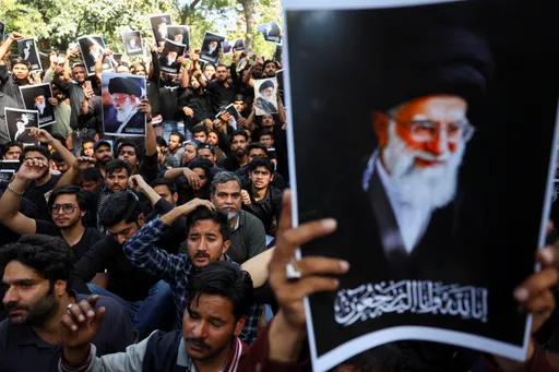 भारतीय विपक्षी दलों ने खामेनेई की हत्या की निंदा करते हुए इसे 'अनैतिक और गैरकानूनी' बताया।