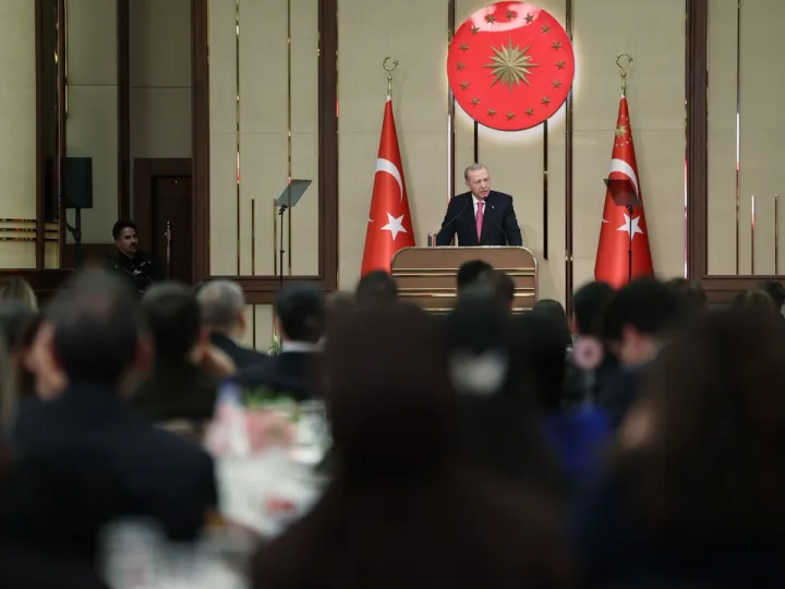 Erdogan: "Ataque dos EUA-Israel ao Irão pode arrastar o Médio Oriente para um anel de fogo"