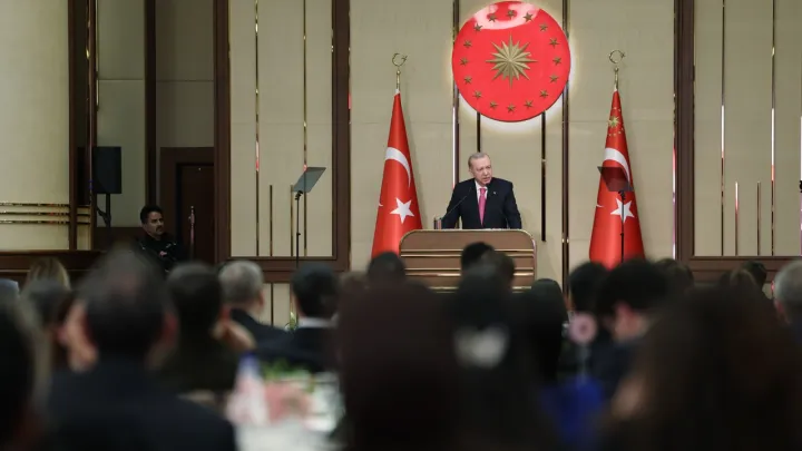 Erdogan: "Ataque dos EUA-Israel ao Irão pode arrastar o Médio Oriente para um anel de fogo"