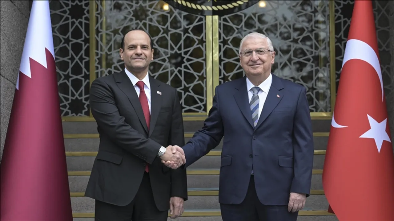 د تورکیې او قطر د دفاع وزیرانو د منځني ختیځ د کړکېچ په ترڅ کې پر سیمه ییز امنیت خبرې وکړې