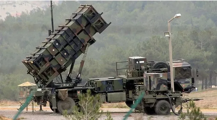 טורקיה מכינה את מערכת ההגנה פטריוט כדי להגן על המרחב האווירי שלה על רקע המלחמה עם איראן