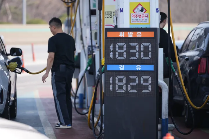 수사 당국, 유가 담합 혐의로 한국 주요 정유사 4곳 압수수색