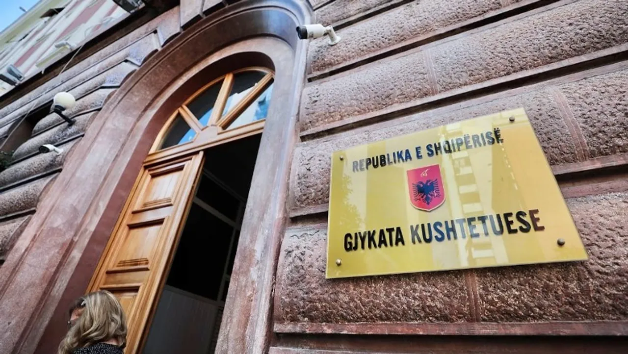Kushtetuesja: Mbyllja e TikTok-ut nuk përmbushi kriterin “vetëm me ligj”, kufizoi lirinë e shprehjes