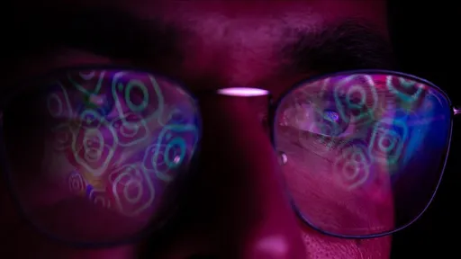 Instagrami në Japoni do të njoftojë prindërit kur fëmijët kërkojnë përmbajtje mbi vetëvrasjen