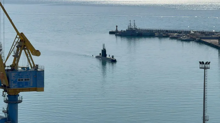 Nëndetësja turke viziton Portin e Durrësit