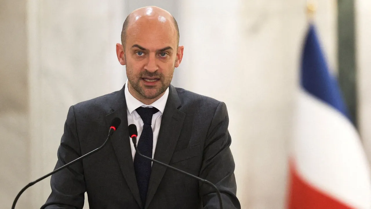 Франция не одобрила нападение на Иран