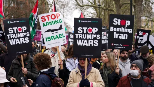 В Лондоне запретили марш против войны с Ираном
