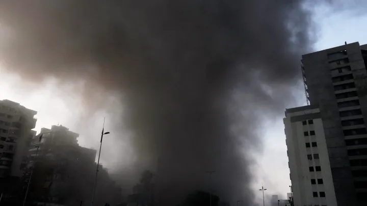 Израиль атаковал густонаселенный центр Бейрута