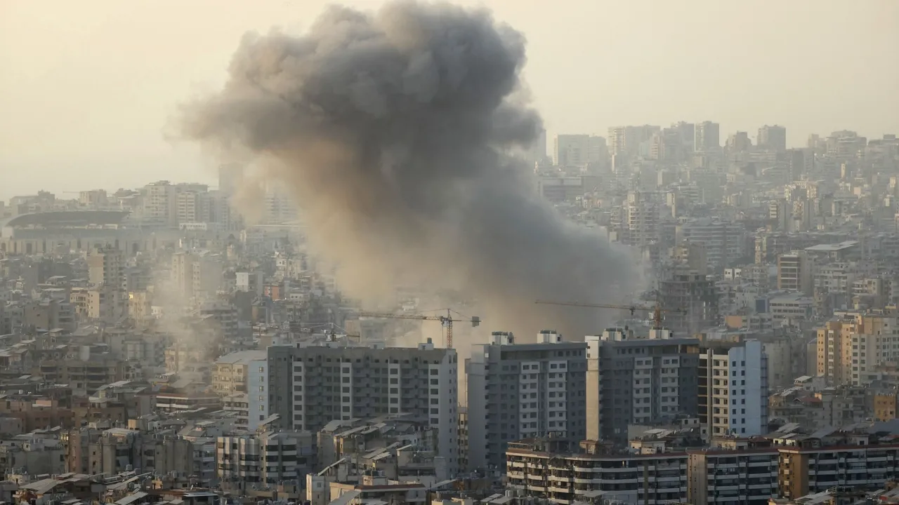 مقتل أكاديميين بقصف إسرائيلي استهدف ضاحية بيروت.. وأكثر من 822 ألف نازح مع استمرار الغارات