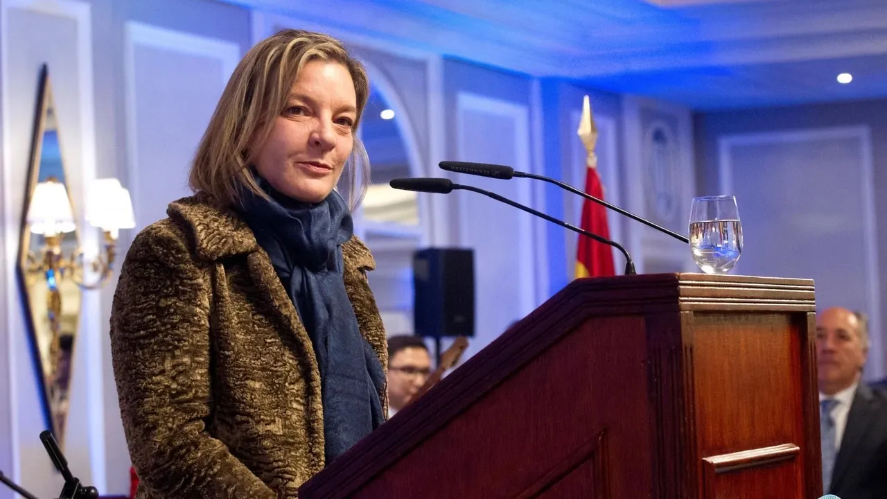 Espanha retira a embaixadora em Israel à medida que a crise diplomática se aprofunda