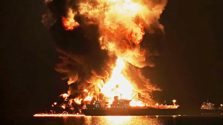 العراق.. إصابة 6 جنود فرنسيين بهجوم مسيّرة شمالاً والجيش الأمريكي: سقوط طائرة وقود غرب البلاد