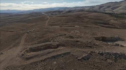 Zbulohet varrezë masive pranë selisë ushtarake të regjimit të rrëzuar në Siri