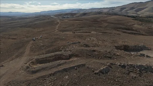 Zbulohet varrezë masive pranë selisë ushtarake të regjimit të rrëzuar në Siri