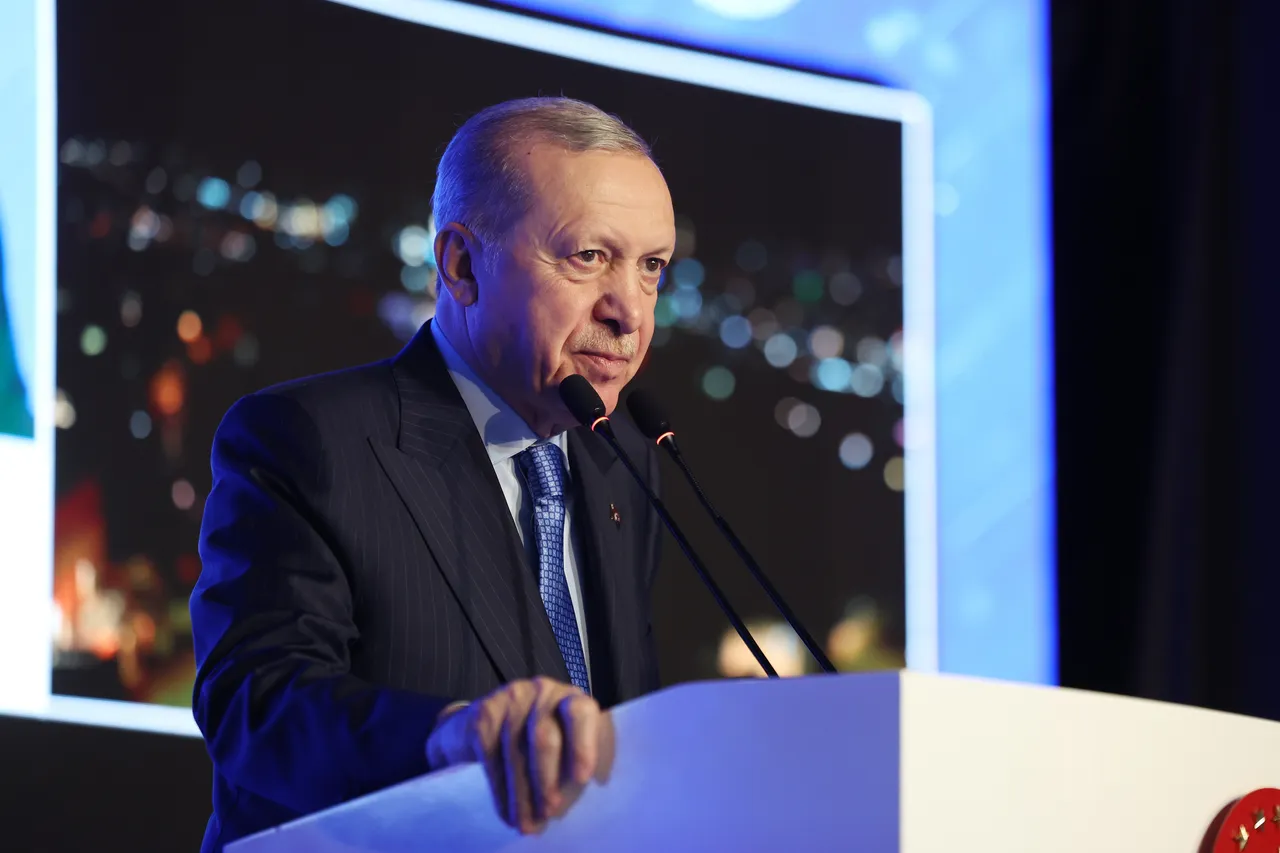 Erdoğani: Izraeli "gjakatar" vazhdon sulmet ndaj shkollave dhe spitaleve në Iran dhe Liban