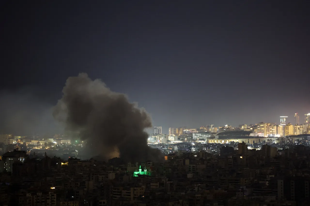 غارات إسرائيلية جنوبي لبنان تخلف قتلى بينهم 12 من الطواقم الطبية.. واستهداف مقر لليونيفيل