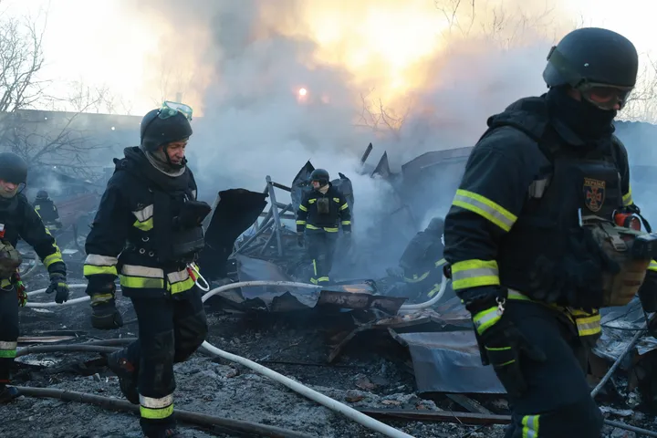 Russian strikes across Ukraine leave six killed, dozens wounded