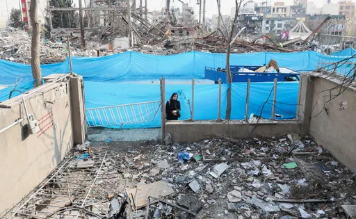 مقتل نحو مئتين منهم أطفال غربي إيران والجيش: استهداف استخبارات إسرائيل ومغادرة “لينكولن” المنطقة