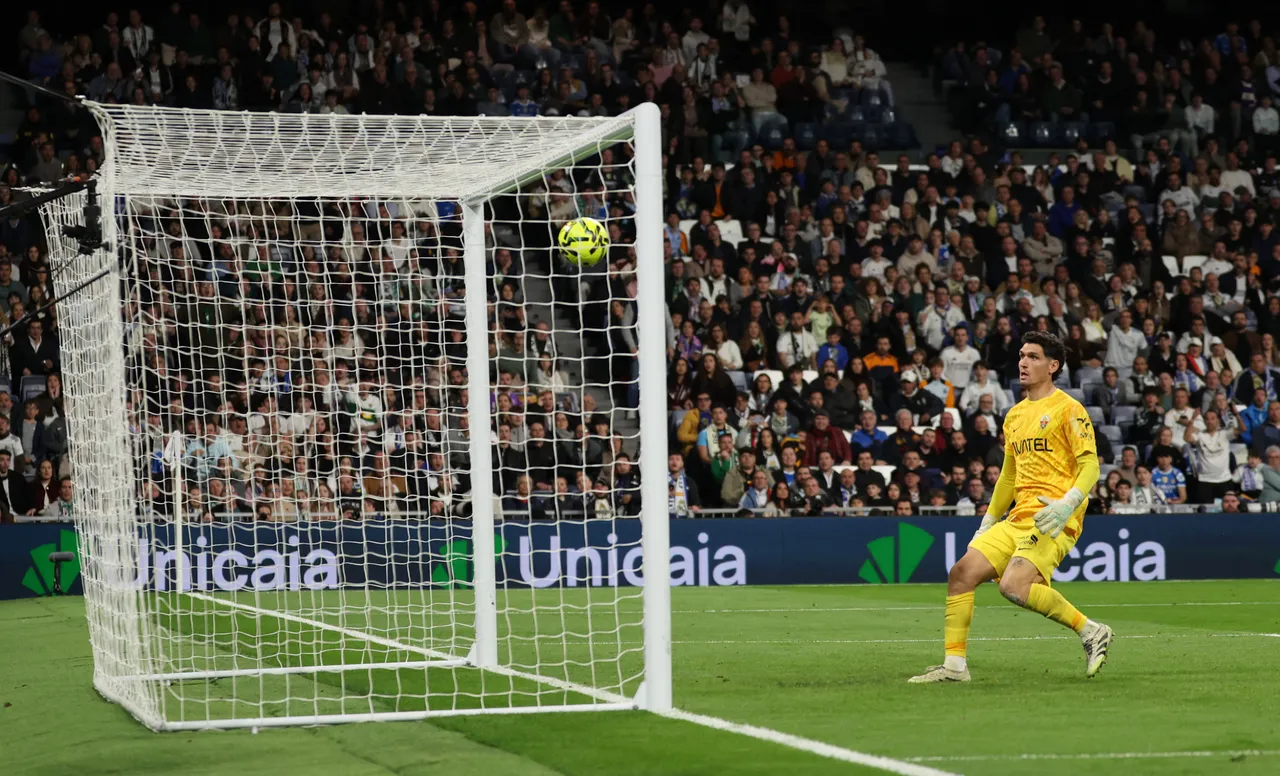 Tor aus 68 Metern: Güler versetzt das Bernabéu in Ekstase