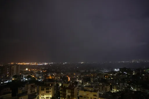 Израел започна ограничени копнени операции против Хезболах во јужен Либан