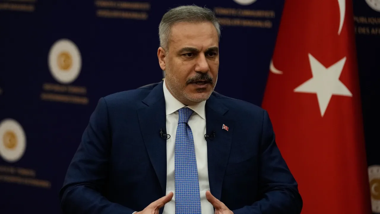 Fidan says he believes Iran open to back-channel diplomacy despite US-Israeli war