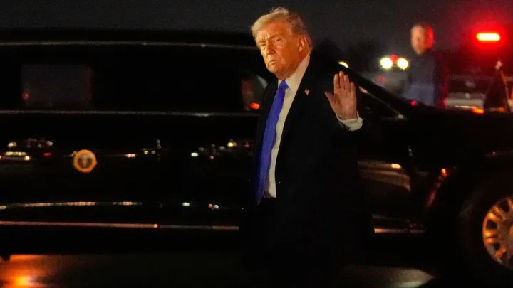 Tramp neft import qiluvchi mamlakatlarni Ho‘rmuz bo‘g‘ozini himoya qilishga chaqirdi