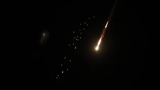 Fragmente raketash bien pranë parlamentit dhe zyrës së Netanyahut në Jerusalem